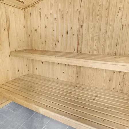 بيت للعطل Stunning Home In Haarby With Sauna *